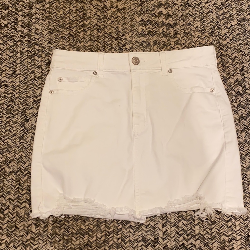 American Eagle white jean skirt